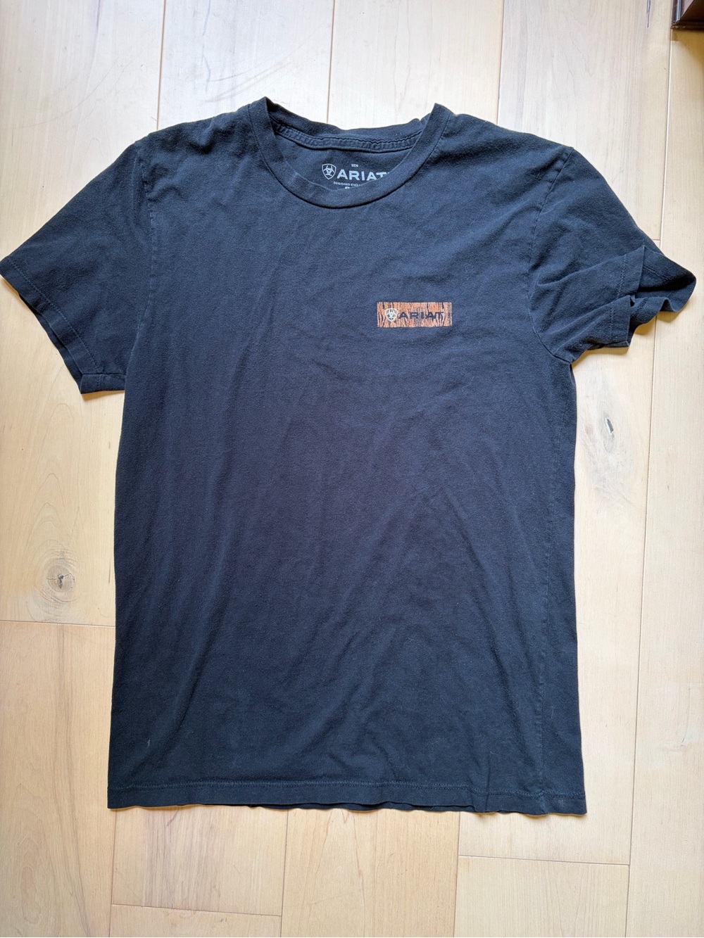 Ariat Authentic Goods Graphic T-Shirt Men’s Size Small Black Buckle Exclusive